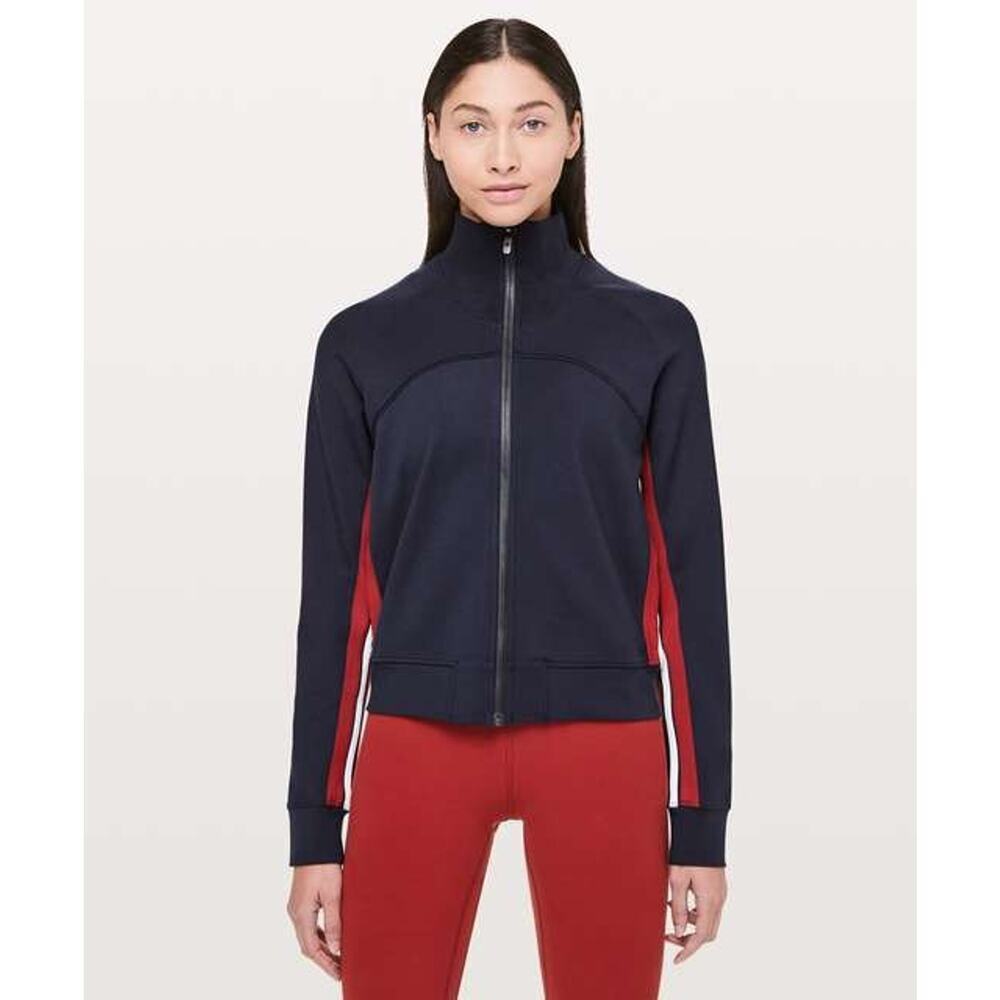 Lululemon Athletica Cover your tracks stripe cropped track jacket blue size 4